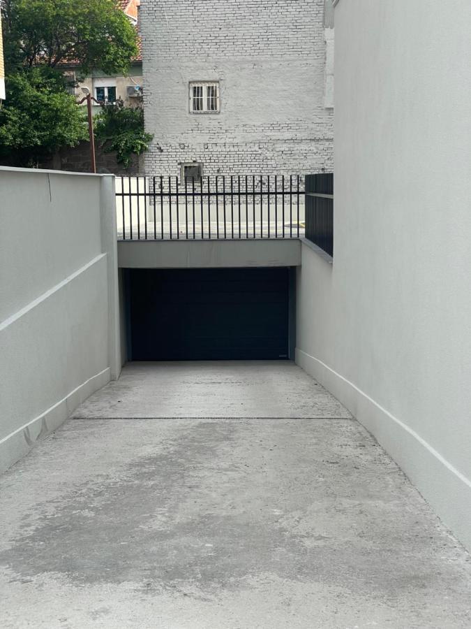 Leo Lux 2 Apartamento Ni Exterior foto