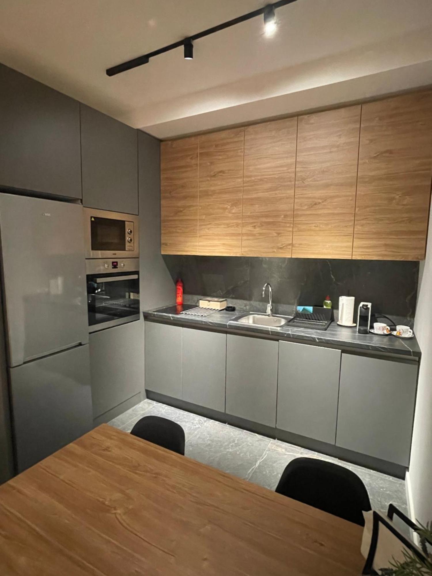 Leo Lux 2 Apartamento Ni Exterior foto